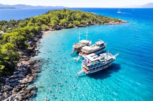 Private Transfer from Antalya Airport to Incekum – Comfortable Travel with Gittransfer 2025