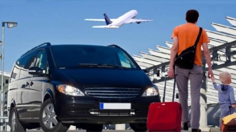 Der Name für komfortablen und sicheren Transfer vom Flughafen zum Hotel: GitTransfer