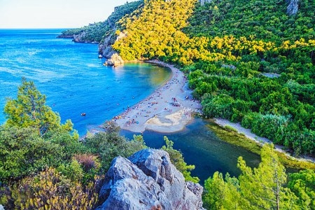 Antalya Havalimanı Olimpos Transfer – 2025 VIP Araçlarla Konforlu Ulaşım
