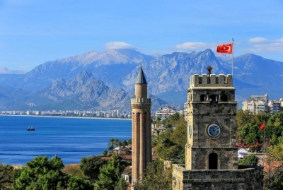 Antalya Airport Transfer Guide: Your Address for a Perfect Start with GitTransfer ✈️